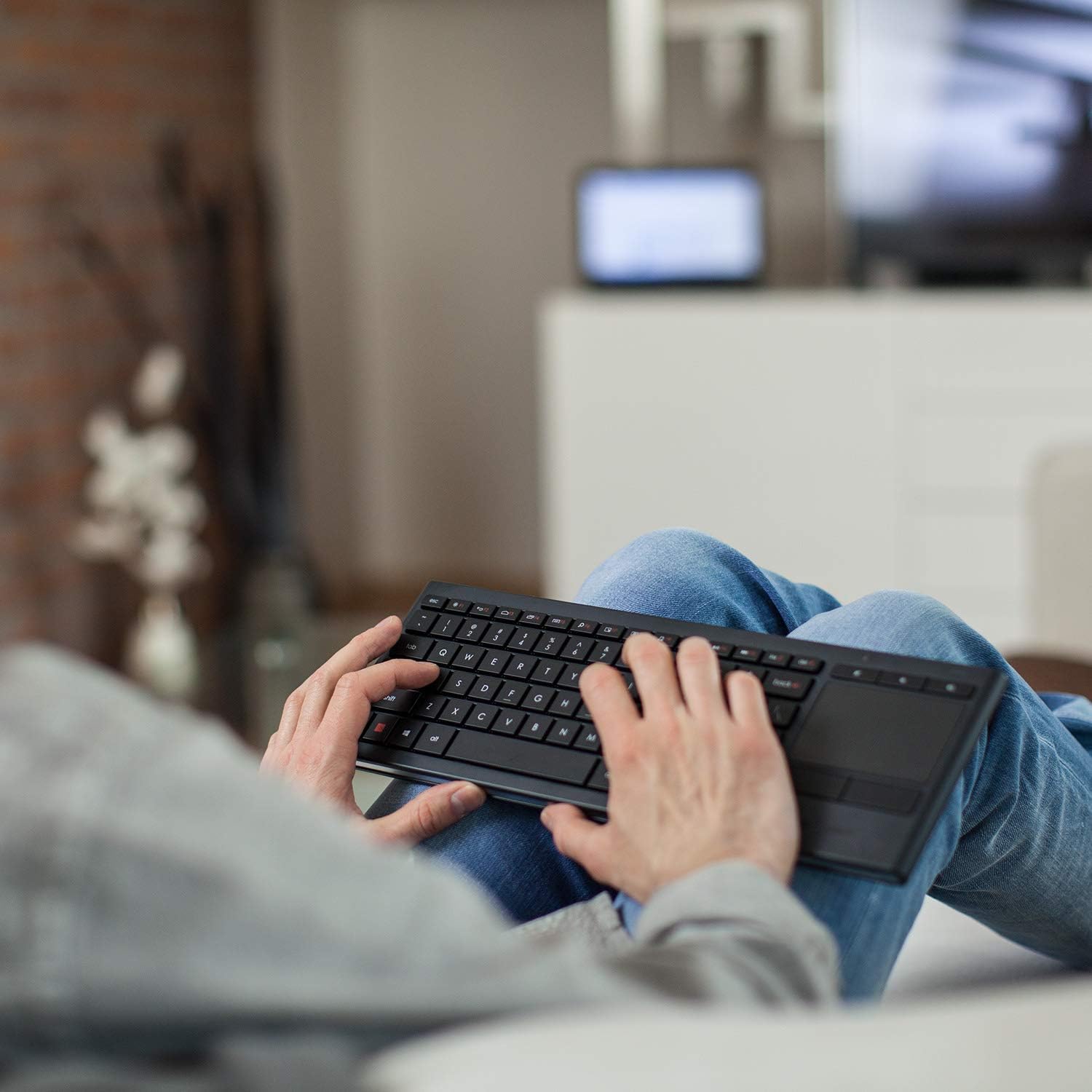 Logitech K830 Illuminated Living-Room Keyboard with Built-in Touchpad – Easy-Access Media Keys and Shortcut Keys for Windows or Android