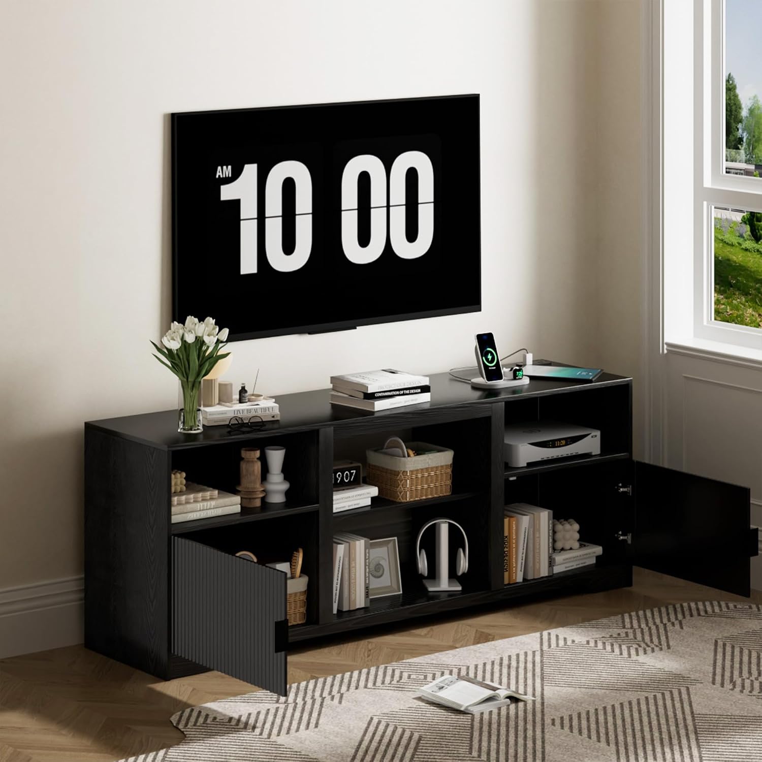 Fluted TV Stand for Tvs up to 80',Mid Century Modern TV Stand with Open Adjustable Shelf,Entertainment Center Wood TV Media Console with Cord Holes for Living Room Furniture Bedroom,Black