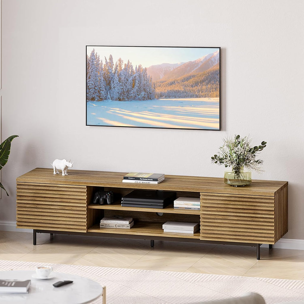 BELLEZE Fluted TV Stand for TV up to 75', Modern Entertainment Center with Storage Media Console Table with Cable Management, Wood TV Cabinet for Home Living Room Bedroom(Camel), 68'x15.6'x17.2'