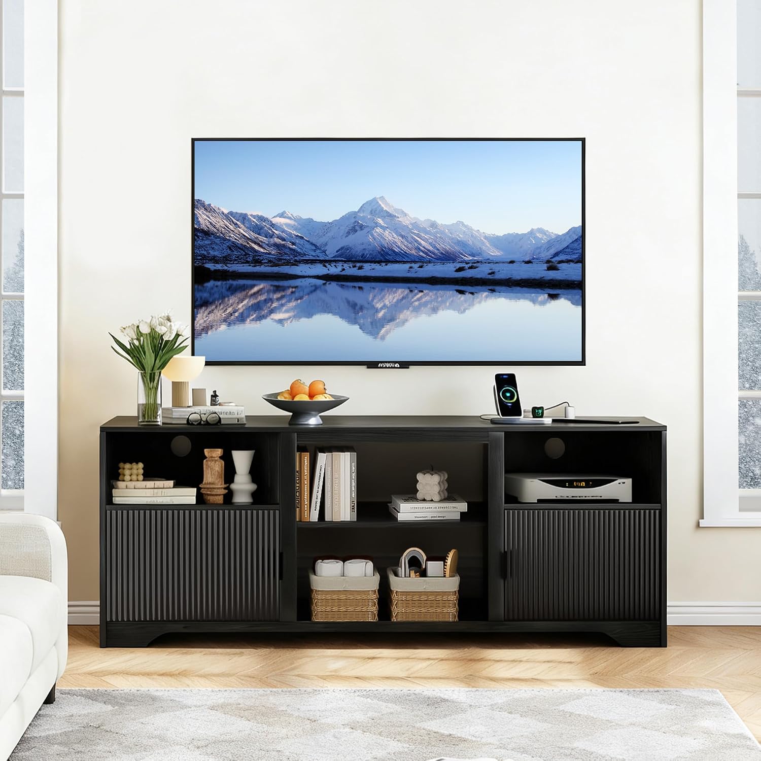 Fluted TV Stand for Tvs up to 80',Mid Century Modern TV Stand with Open Adjustable Shelf,Entertainment Center Wood TV Media Console with Cord Holes for Living Room Furniture Bedroom,Black