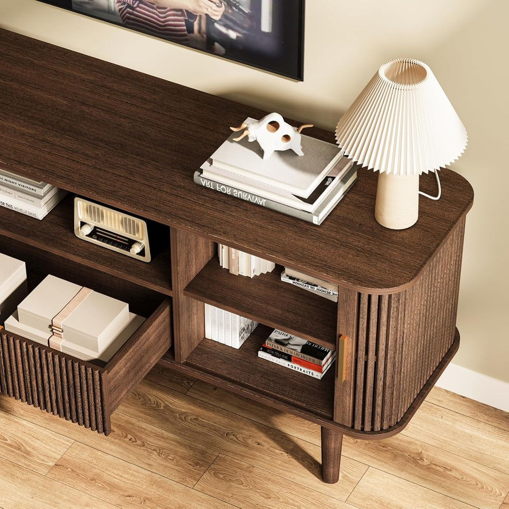 Fluted TV Stand for TVs Up to 60 Inch, 55' Mid-Century Entertainment Center with Sliding Doors&Drawer, Modern Media Console for Living Room, Walnut (55.1' L*15.7*W*23' H)