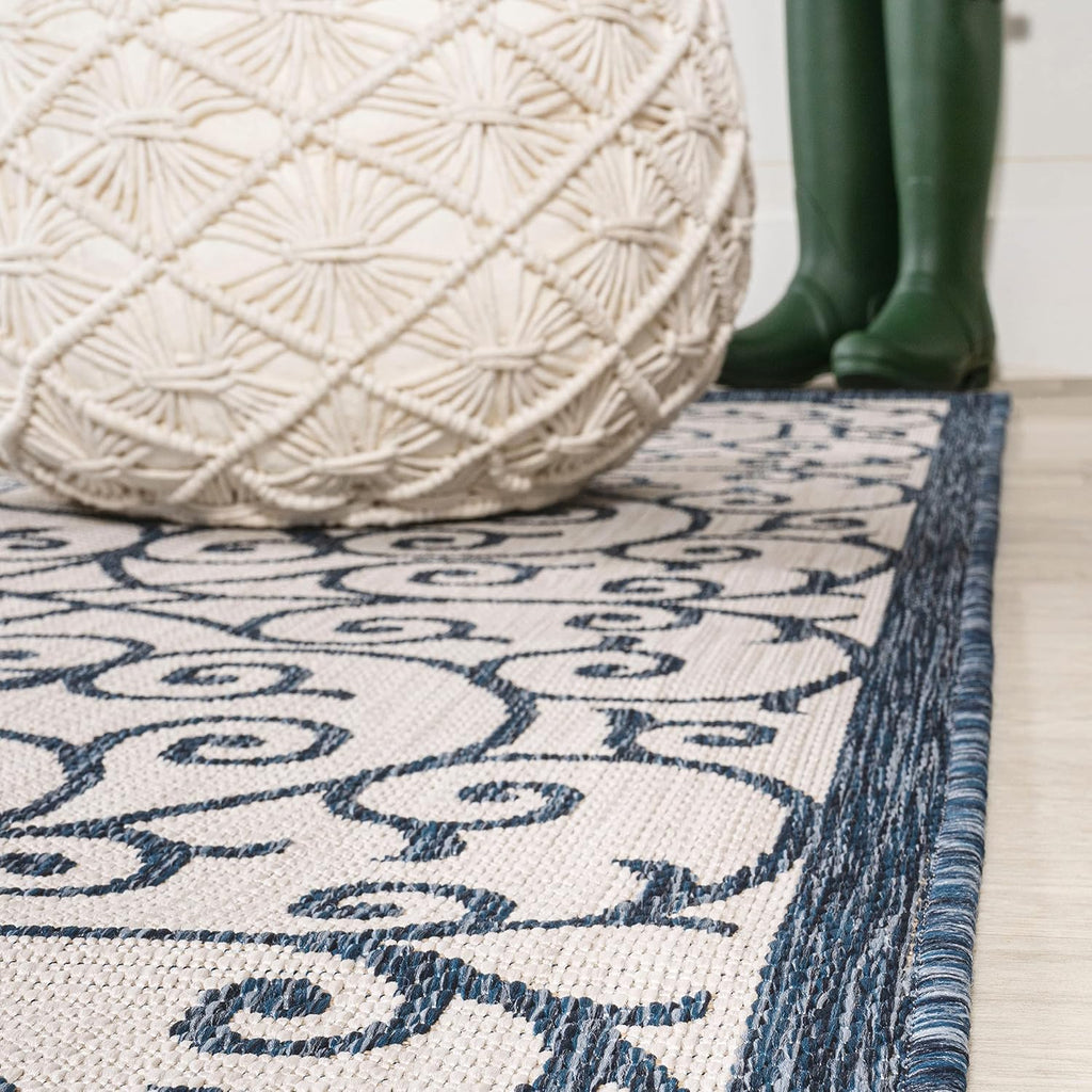 JONATHAN Y Vintage Filigree Indoor Outdoor Area Rug 4X6 Blue/Cream, Madrid Textured Weave for Backyard, Patio, Porch, Easy-Cleaning, High Traffic, Pet-Friendly, Non-Shedding (SMB107F-4)