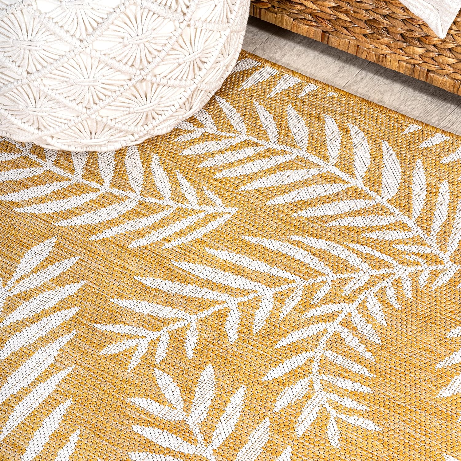 JONATHAN Y Palm Frond Indoor Outdoor Runner Rug 2X10 Yellow/Cream, Nevis for Backyard, Patio, Porch, Easy-Cleaning, High Traffic, Pet-Friendly, Non-Shedding (SMB119C-210)