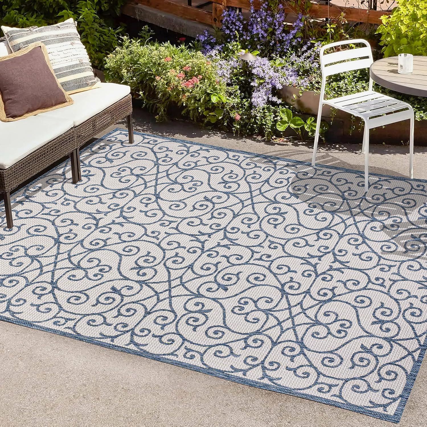 JONATHAN Y Vintage Filigree Indoor Outdoor Area Rug 9X12 Blue/Cream, Madrid Textured Weave for Backyard, Patio, Porch, Easy-Cleaning, High Traffic, Pet-Friendly, Non-Shedding (SMB107F-9)